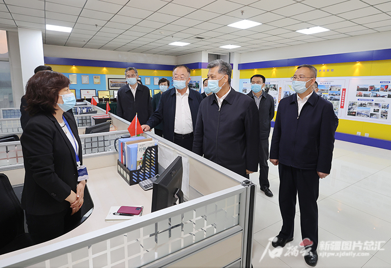 马兴瑞在乌鲁木齐调研部分民营企业时强调 坚持开放发展 发挥优势特色 推动民营经济健康发展高质量发展 马兴瑞在乌鲁木齐调研部分民营企业时强调 坚持开放发展 发挥优势特色 推动民营经济健康发展高质量发展