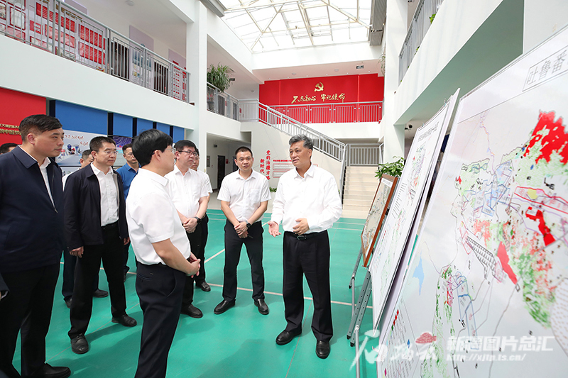 马兴瑞在吐鲁番市调研风电等产业发展工作 马兴瑞在吐鲁番市调研风电等产业发展工作