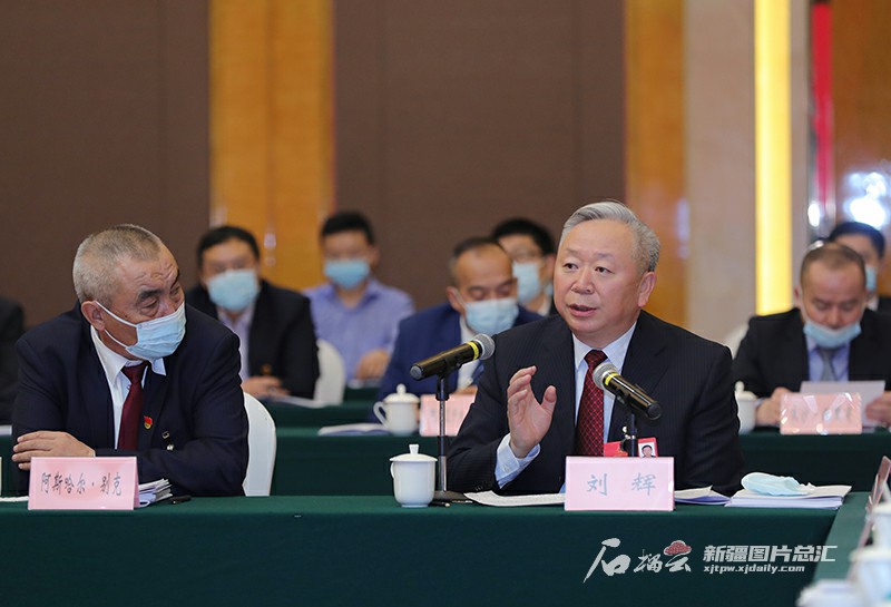 马兴瑞在参加乌鲁木齐市代表团审议时强调 依法治疆构建法治新疆法治政府法治社会 加快推进城市治理体系和治理能力现代化