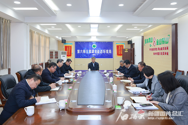 马兴瑞艾尔肯·吐尼亚孜调研大气环境整治工作 祝全疆各族干部群众新年快乐 马兴瑞艾尔肯·吐尼亚孜调研大气环境整治工作 祝全疆各族干部群众新年快乐