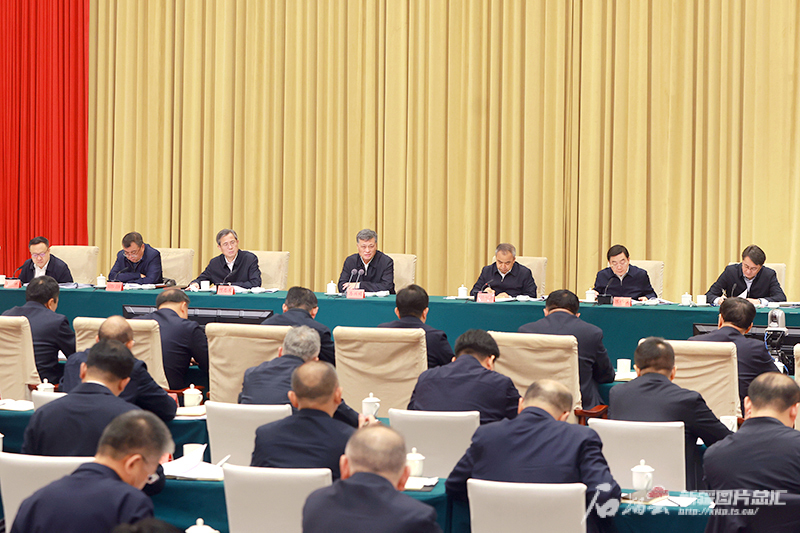 马兴瑞在新疆国有企业工作座谈会上强调 坚决扛起做强做优做大国资国企的政治责任 为推进中国式现代化新疆实践提供战略支撑