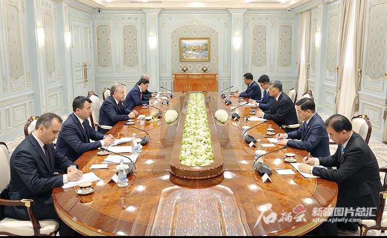 马兴瑞会见乌兹别克斯坦总统米尔济约耶夫 马兴瑞会见乌兹别克斯坦总统米尔济约耶夫