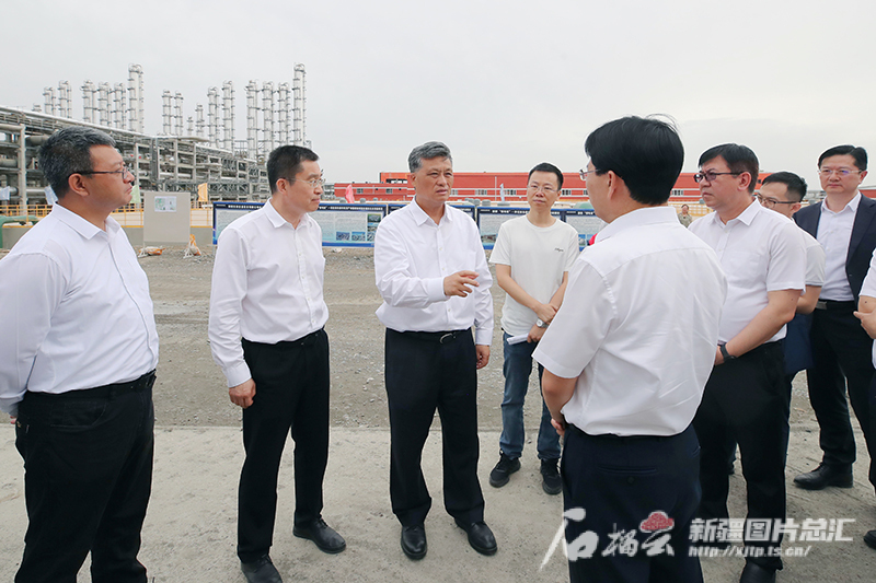 马兴瑞在吐鲁番市调研风电等产业发展工作 马兴瑞在吐鲁番市调研风电等产业发展工作